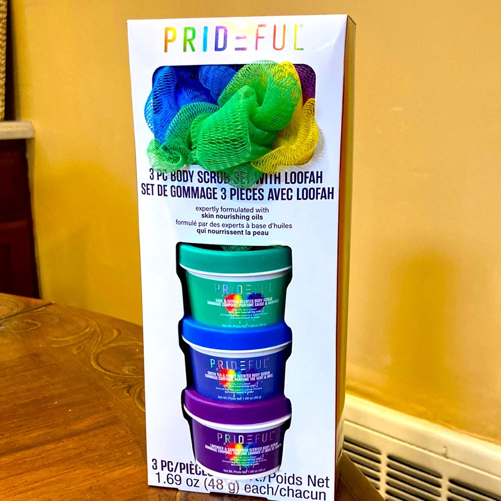 New in box Prideful 3 body scrub scents with rainbow loofah.